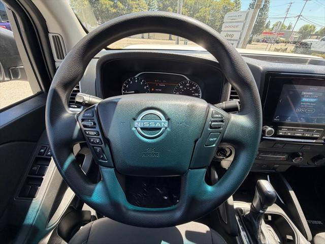 2024 Nissan Frontier Crew Cab SV 4x4