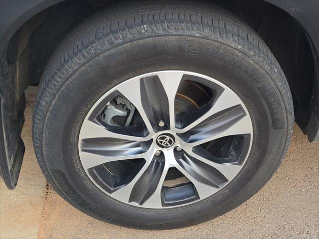2023 Toyota Highlander Hybrid XLE