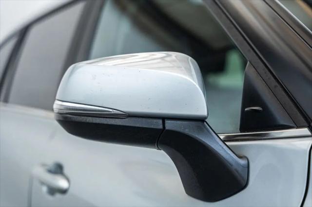 2023 Toyota Highlander Hybrid LE