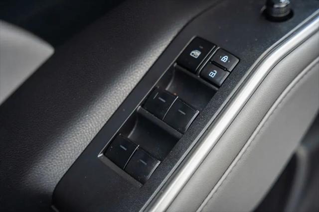 2023 Toyota Highlander Hybrid LE