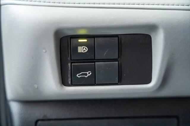 2023 Toyota Highlander Hybrid LE