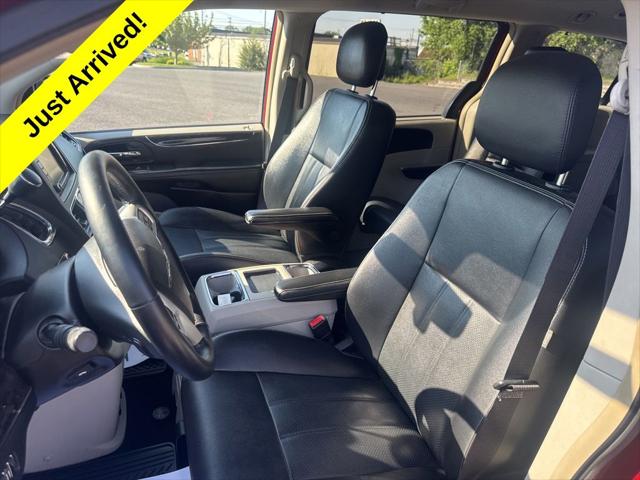 2014 Chrysler Town and Country Touring-L 2014 Chrysler Town and Country Touring-L