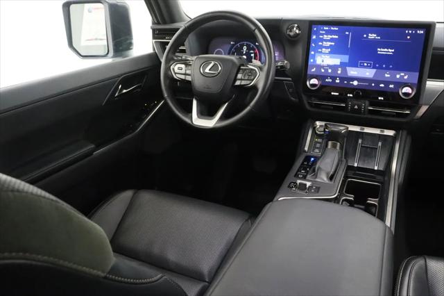 2025 Lexus GX 550 Overtrail+