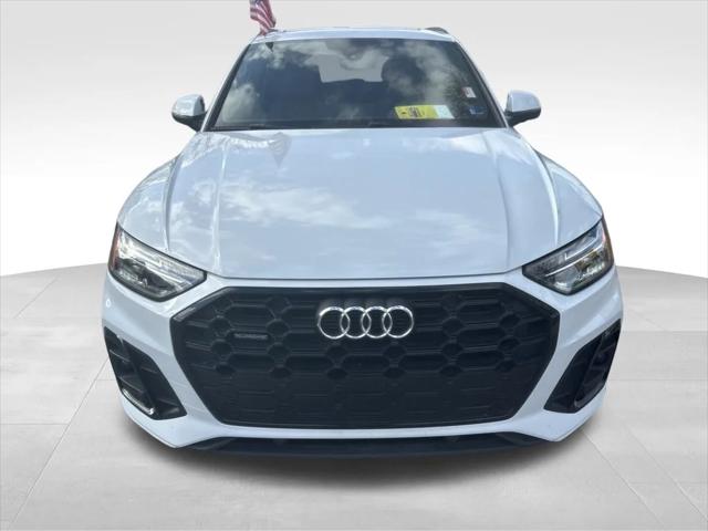 2025 Audi Q5 Premium 45 TFSI S line quattro 2025 Audi Q5 Premium 45 TFSI S line quattro