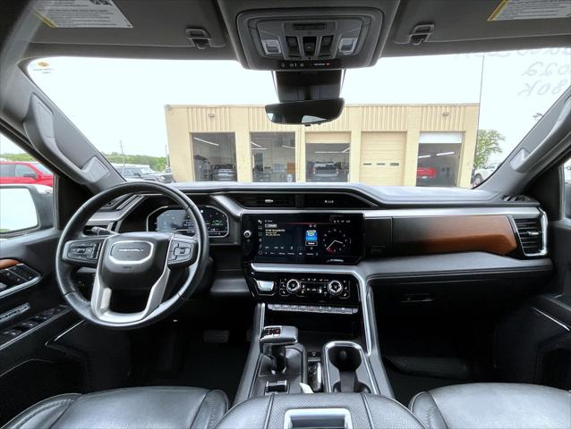 2022 GMC Sierra 1500 4WD Crew Cab Short Box Denali