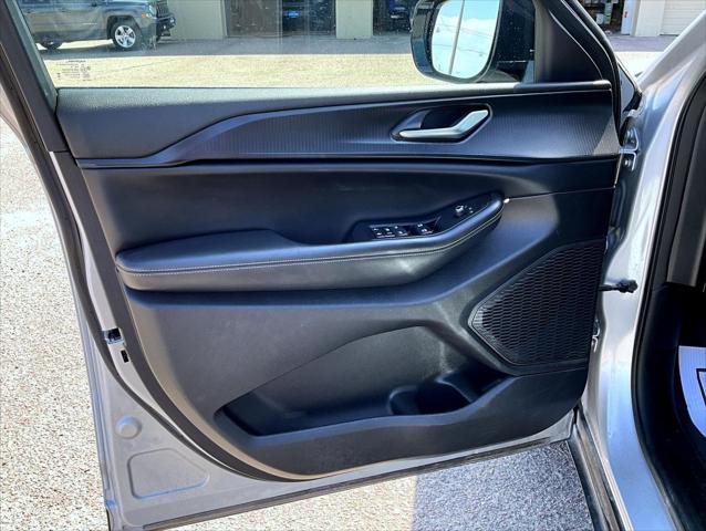2024 Jeep Grand Cherokee L Altitude 4x4
