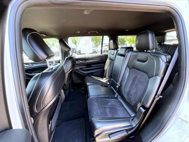 2024 Jeep Grand Cherokee L Altitude 4x4