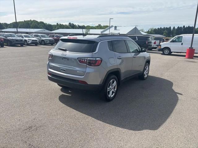 2023 Jeep Compass Latitude 4x4 2023 Jeep Compass Latitude 4x4