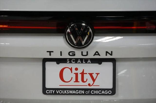 2026 Volkswagen Tiguan SE R-Line Black