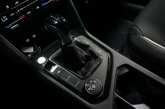 2026 Volkswagen Taos SEL