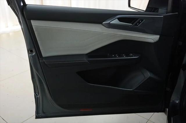 2026 Volkswagen Taos SEL