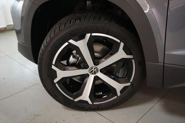 2026 Volkswagen Taos SEL