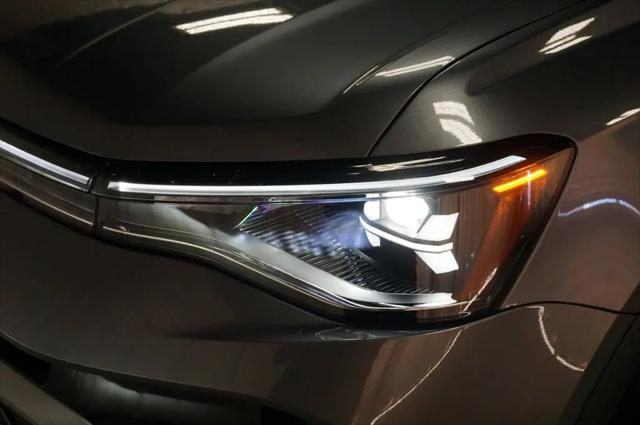 2026 Volkswagen Taos SEL