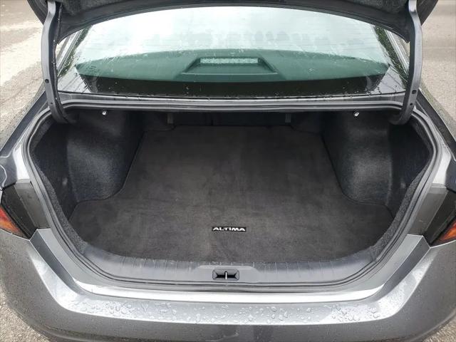 2025 Nissan Altima SV FWD