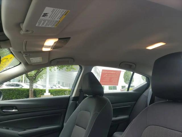 2025 Nissan Altima SV FWD