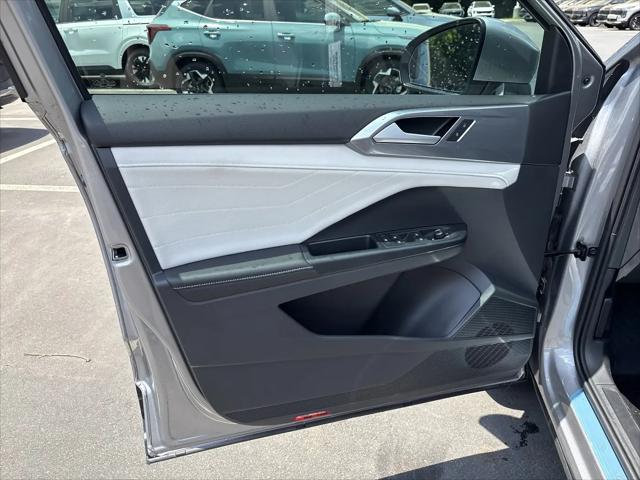 2026 Volkswagen Taos SEL