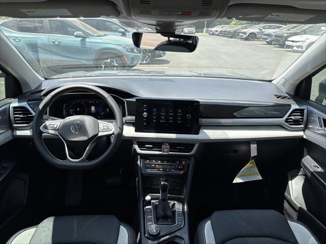 2026 Volkswagen Taos SEL