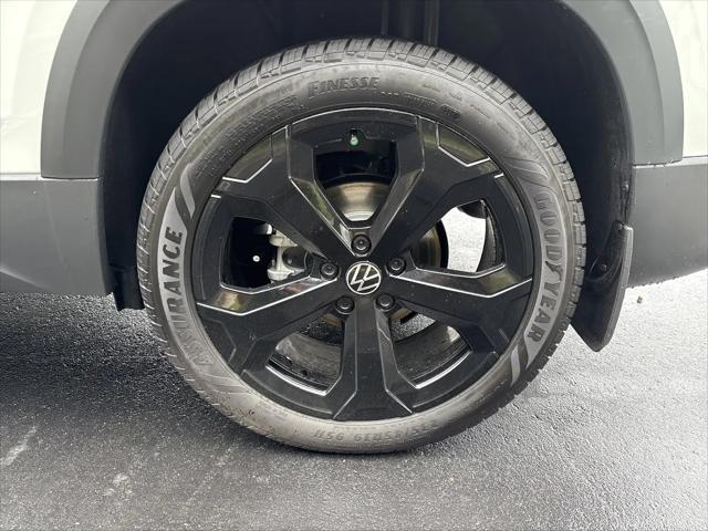 2026 Volkswagen Taos SEL