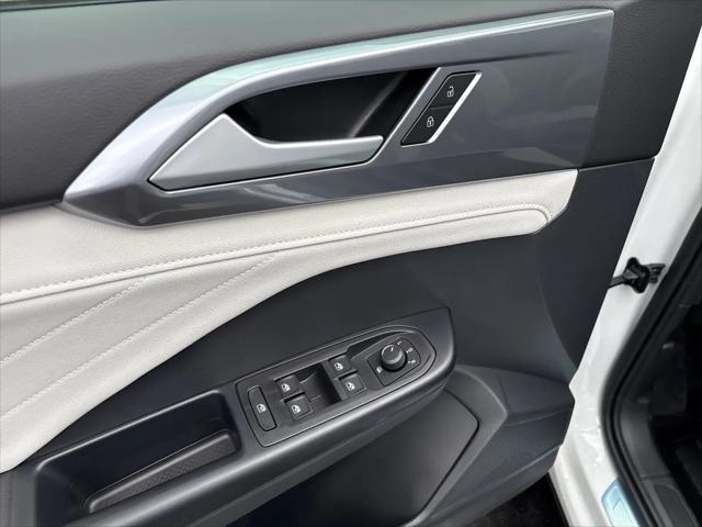 2026 Volkswagen Taos SEL
