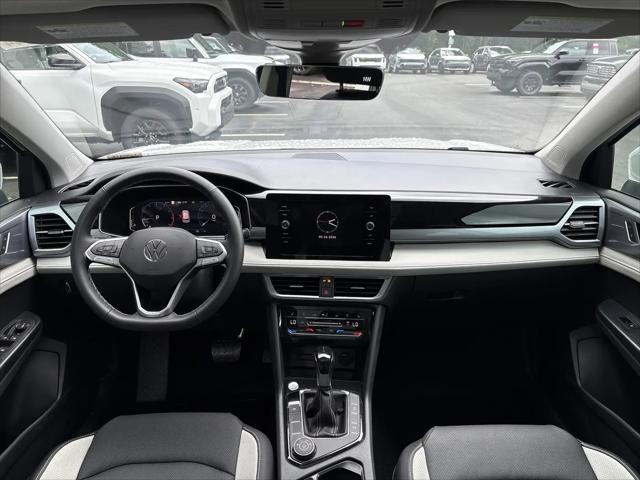 2026 Volkswagen Taos SEL