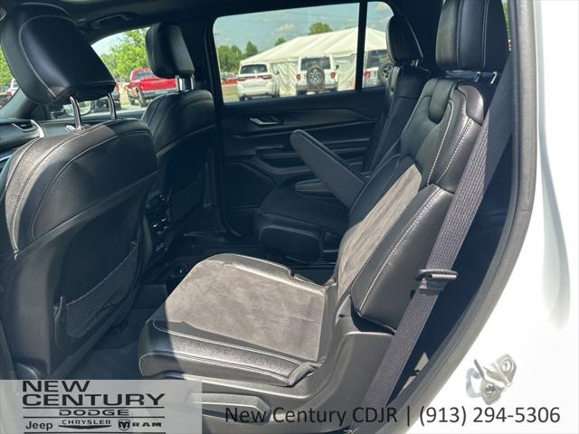 2023 Jeep Grand Cherokee L Altitude 4x4
