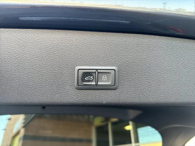 2024 Audi e-tron S line Premium Plus quattro