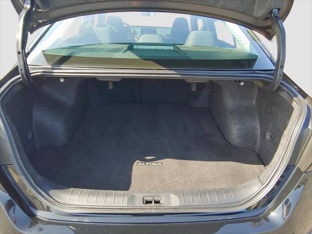 2025 Nissan Altima SV FWD