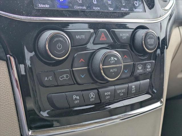 2022 Jeep Grand Cherokee Laredo E 4x4