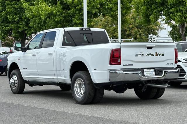 2026 Ram 3500 Laramie Crew Cab 4x4 8' Box