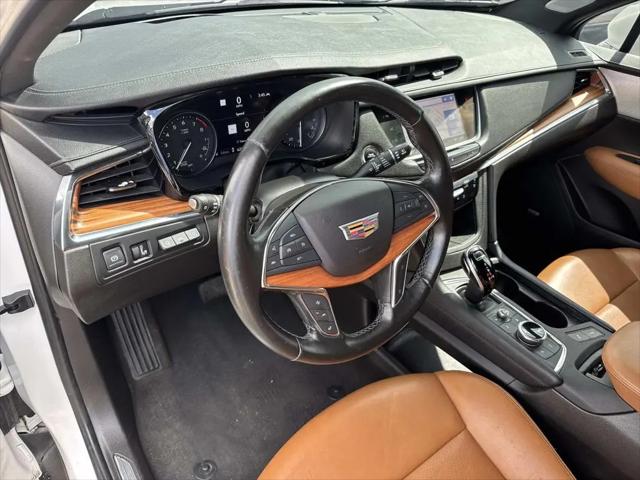 2021 Cadillac XT5 FWD Premium Luxury