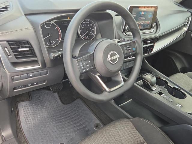 2024 Nissan Rogue SV FWD