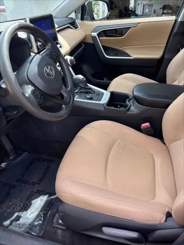 2025 Toyota RAV4 Hybrid LE