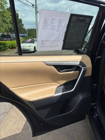 2025 Toyota RAV4 Hybrid LE
