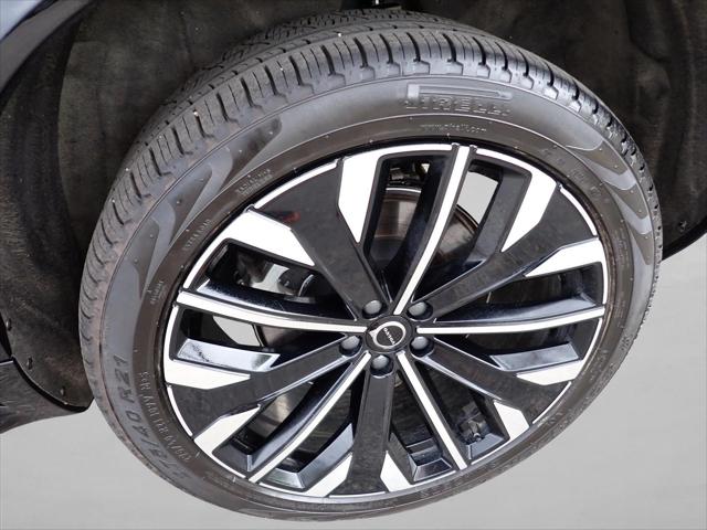 2025 Volvo XC90 Plug-In Hybrid T8 Plus 7-Seater