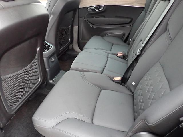 2025 Volvo XC90 Plug-In Hybrid T8 Plus 7-Seater