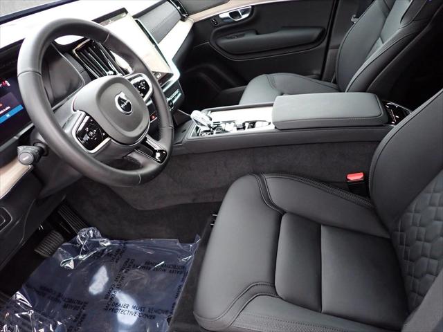 2025 Volvo XC90 Plug-In Hybrid T8 Plus 7-Seater