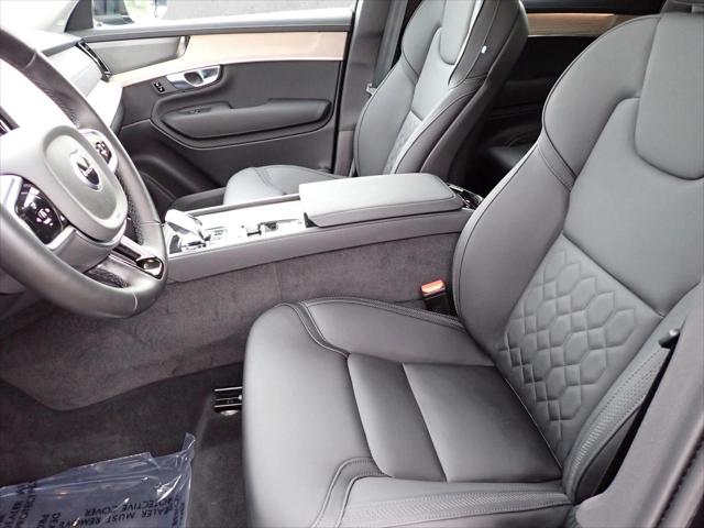 2025 Volvo XC90 Plug-In Hybrid T8 Plus 7-Seater