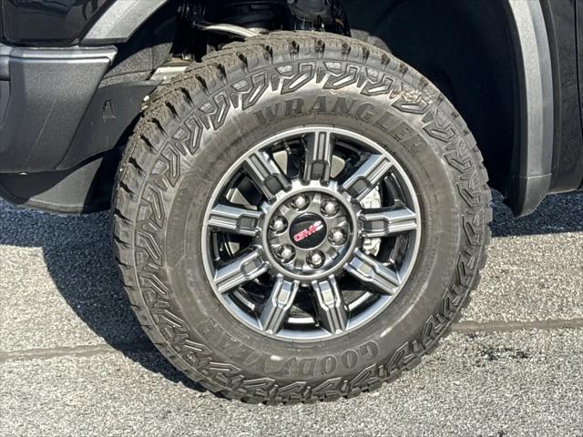 2026 GMC Sierra 1500 Crew Cab, Short Bed, AT4X, 4WD
