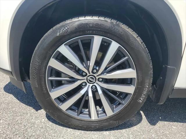 2022 Nissan Pathfinder Platinum 4WD