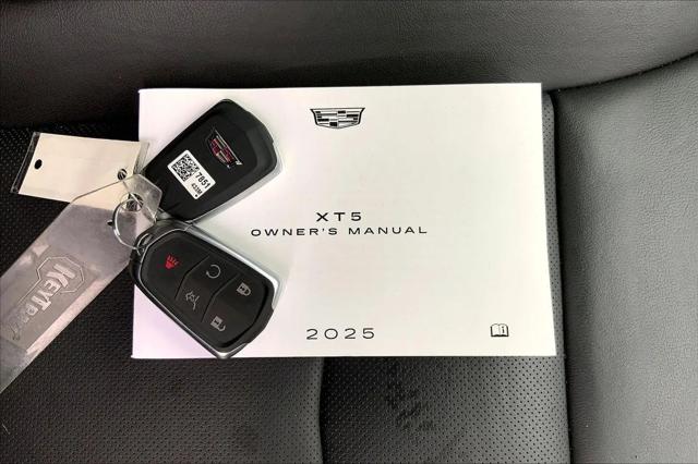 2025 Cadillac XT5 AWD Premium Luxury