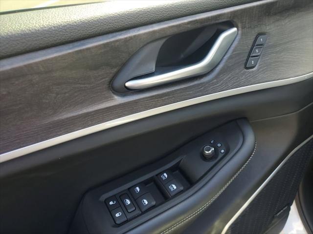 2023 Jeep Grand Cherokee L Limited 4x2
