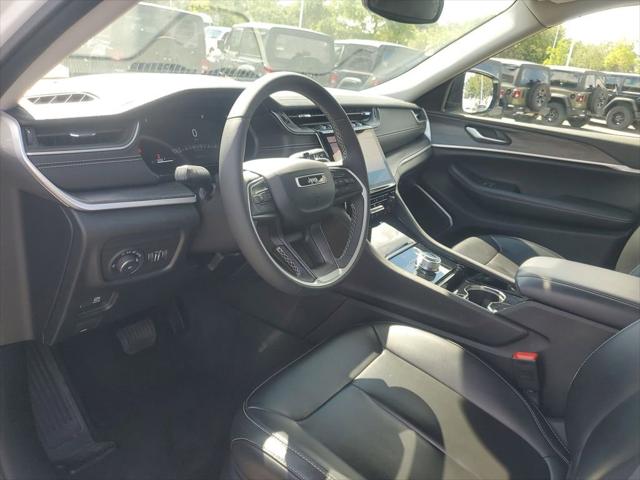 2023 Jeep Grand Cherokee L Limited 4x2