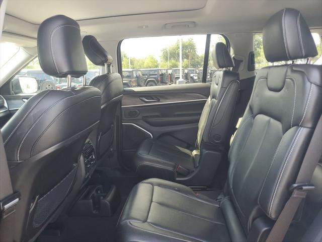 2023 Jeep Grand Cherokee L Limited 4x2