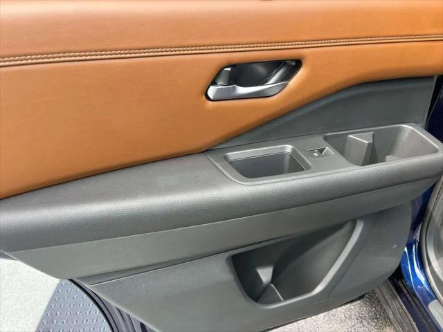 2024 Nissan Pathfinder Platinum 4WD