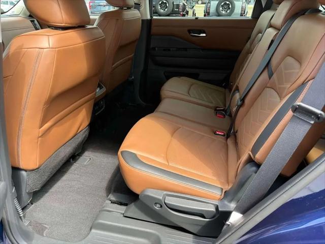 2024 Nissan Pathfinder Platinum 4WD