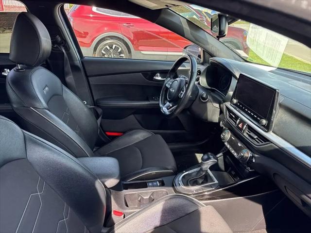 2022 Kia Forte GT-Line