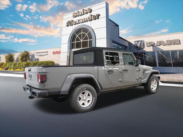 2022 Jeep Gladiator Sport S 4x4 2022 Jeep Gladiator Sport S 4x4