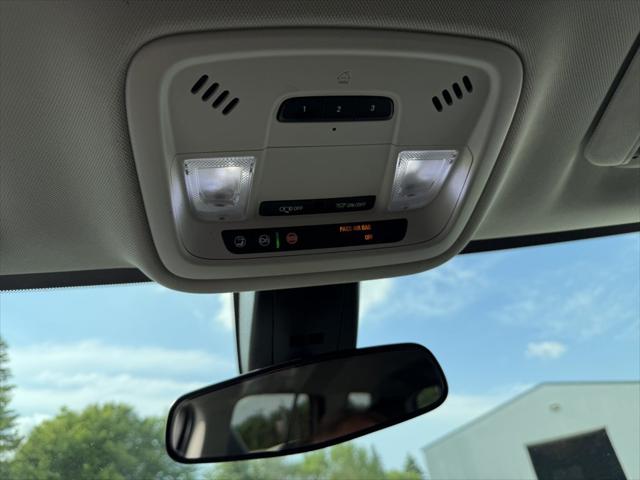 2020 Chevrolet Traverse AWD LT Leather