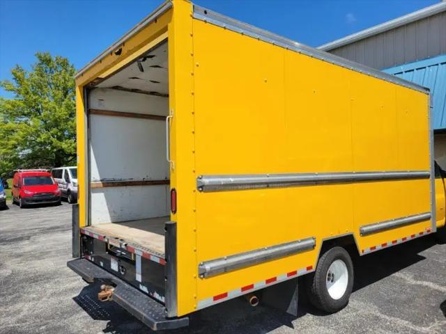 2022 GMC Savana Cutaway Work Van