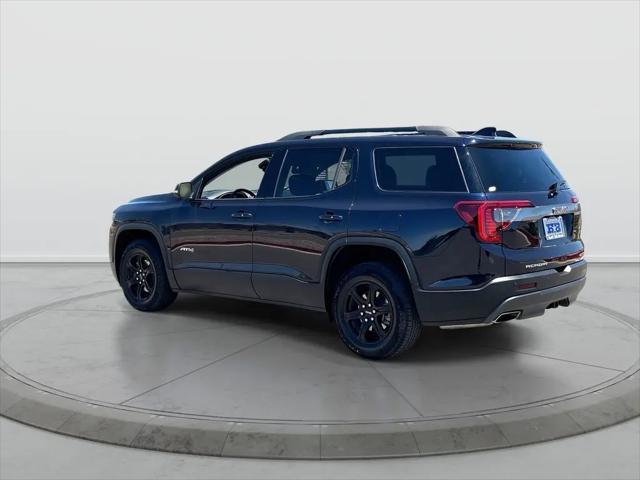 2022 GMC Acadia AWD AT4